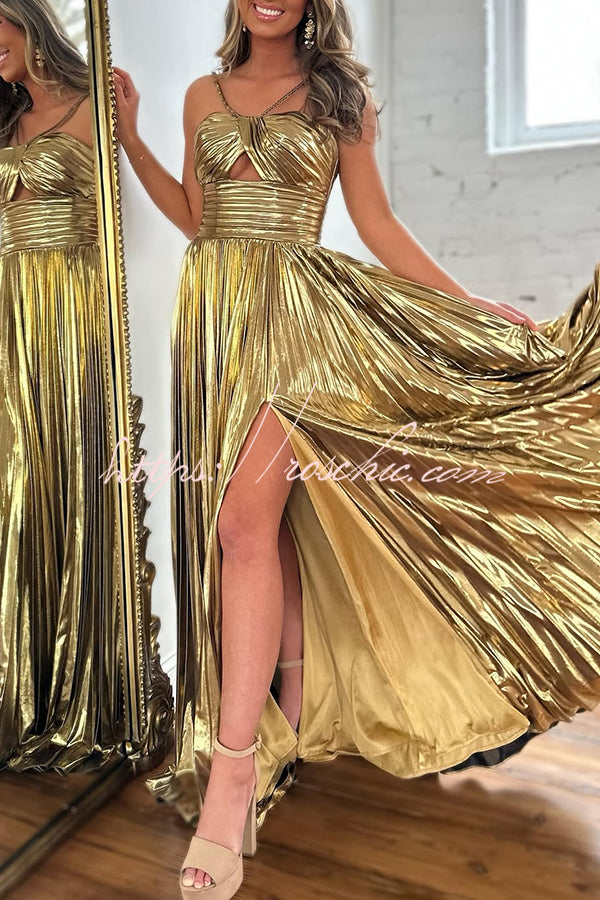 Elfriede Metallic Maxikleid mit Kreuzträgern, Cut-Out, Schlitz und Faltenrock im Queen-Stil