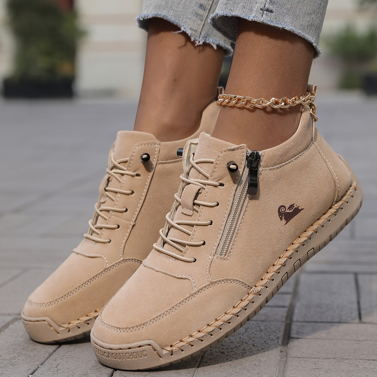 Mila – Komfortable orthopädische Sneakers + Reißverschluss