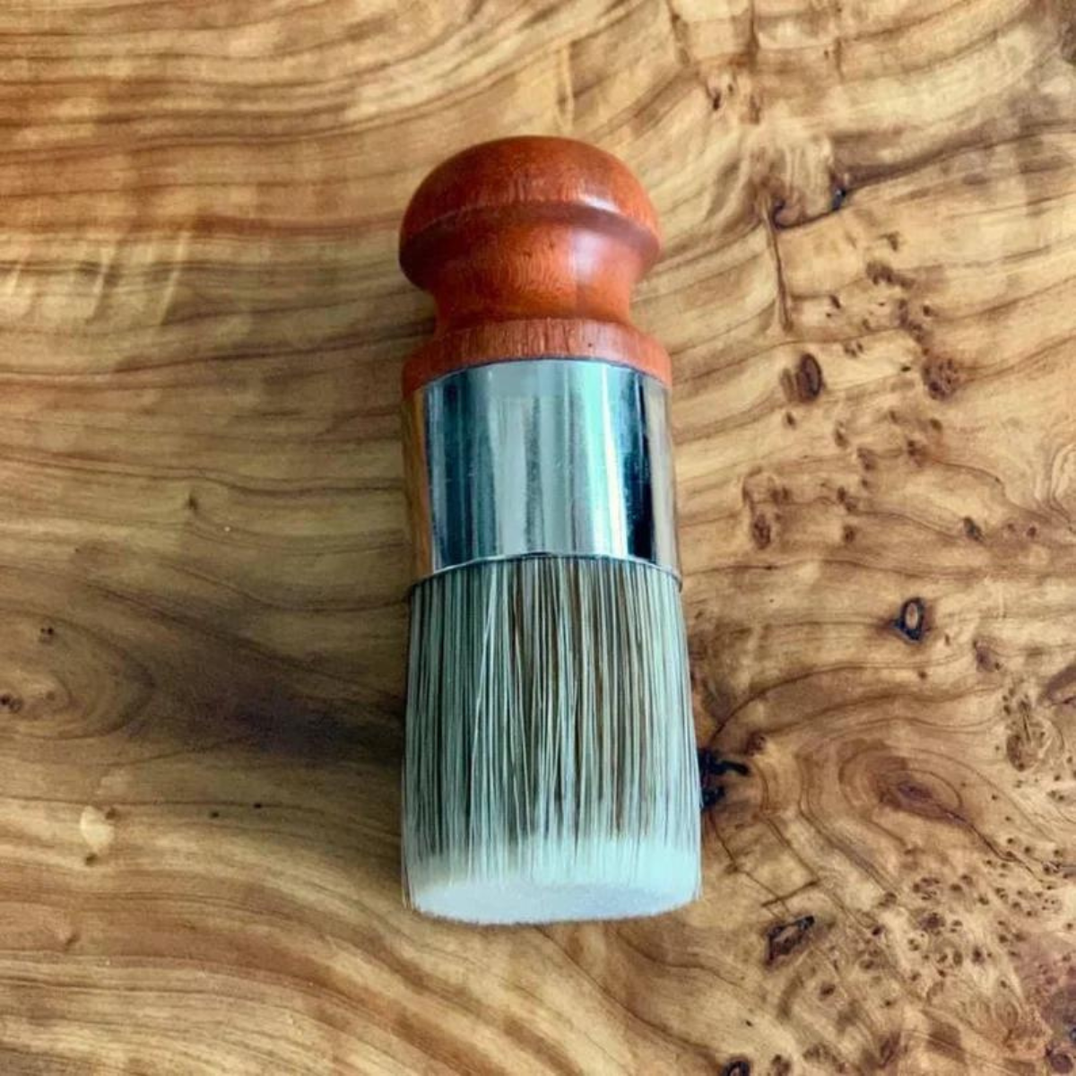 Natürlicher Balsam belebt und schützt Leder, 65 ml