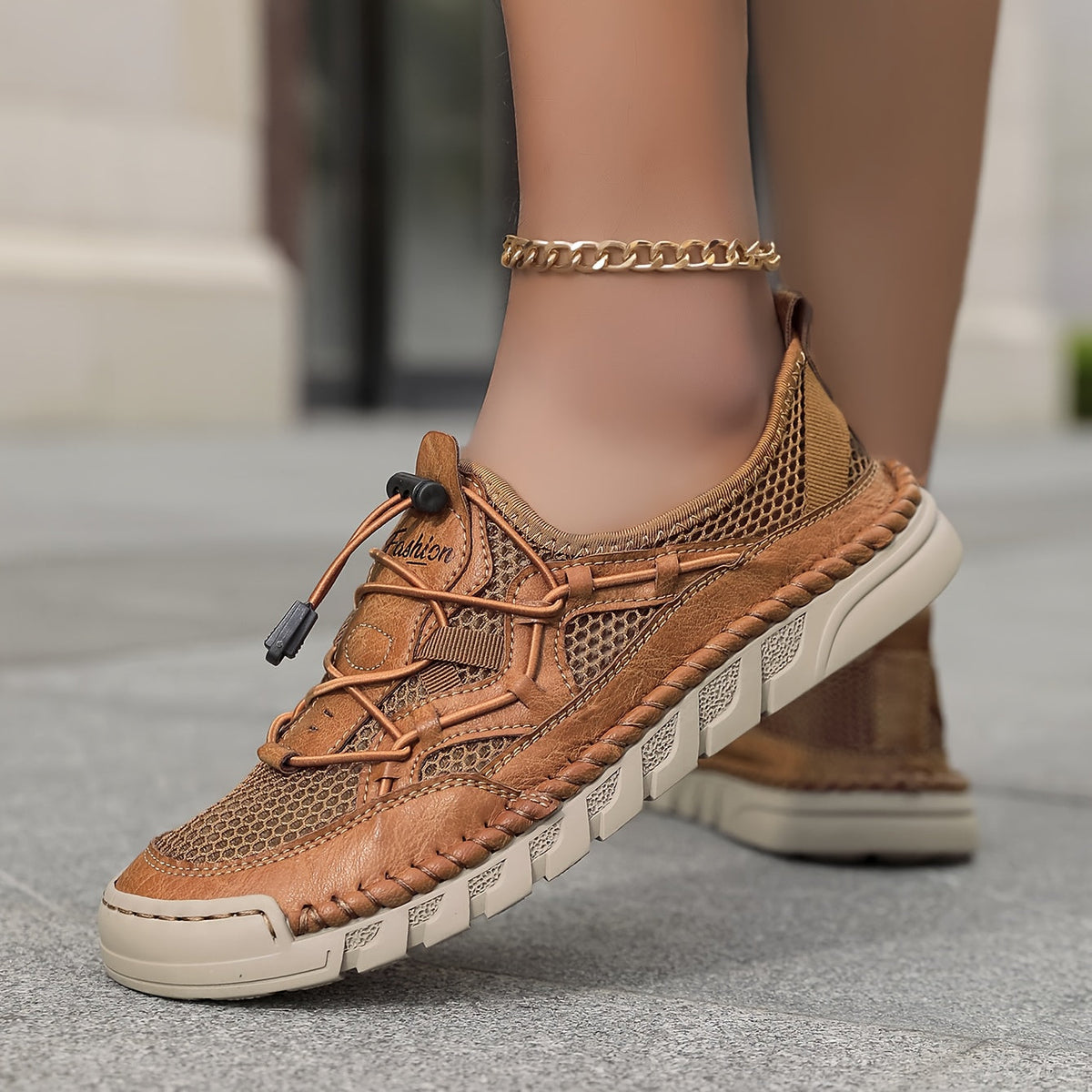 Celestia – Der atmungsaktive Komfortschuh
