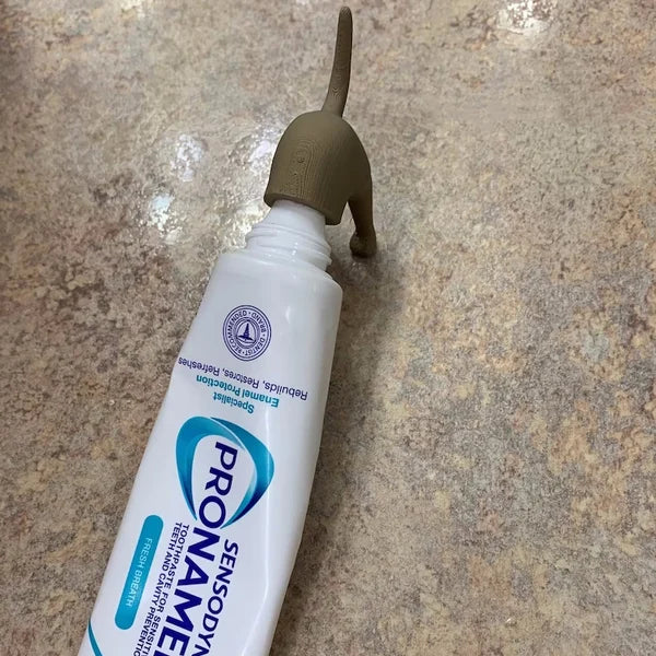 KackKöter™ / Kackender Welpen Zahnpasta Aufsatz