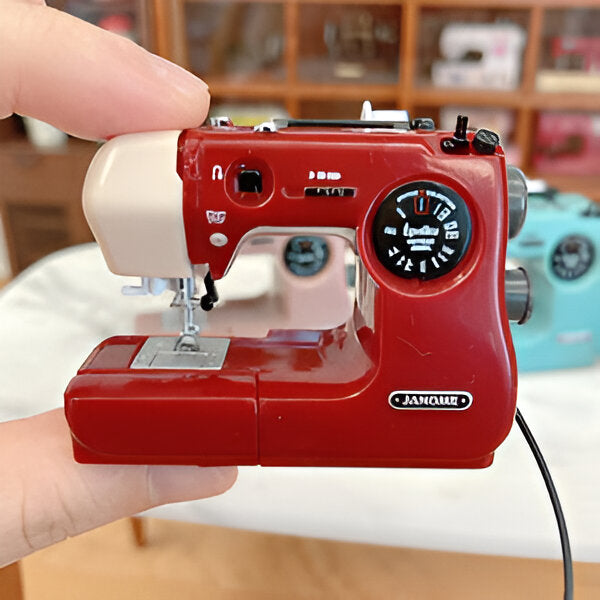 NähNest™ / Innovative Mini Nähmaschine