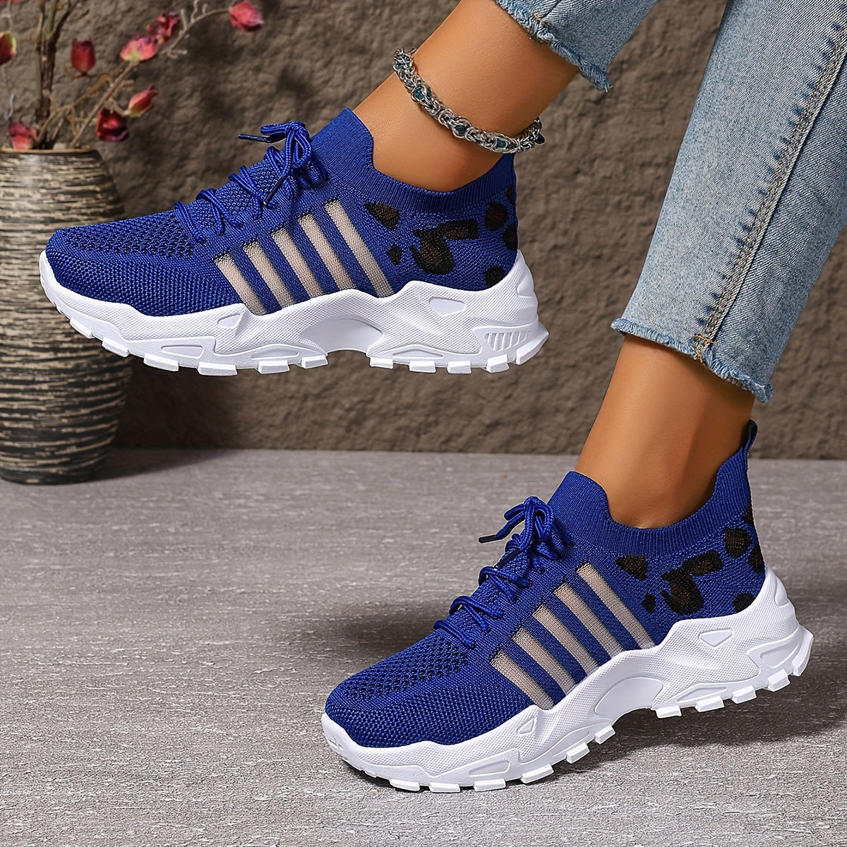 Damen Orthopädie-Sneaker mit breiter Zehenbox | Leichtes Mesh & stoßdämpfende Sohle | Rutschfest für Alltag & lange Wege