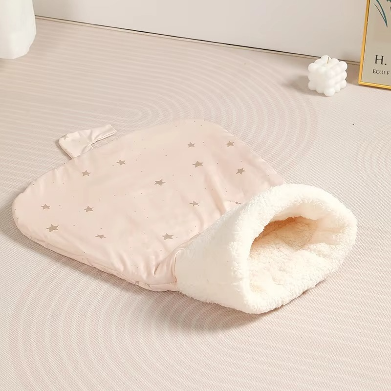 KuschelNest Katzenschlafsack Rosa Herzen Muster