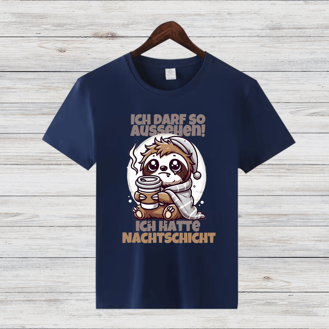Faules Faultier | Lustiges Nachtshirt | Humorvolles Winterdesign | Statement Shirt für Frauen - Sopheria
