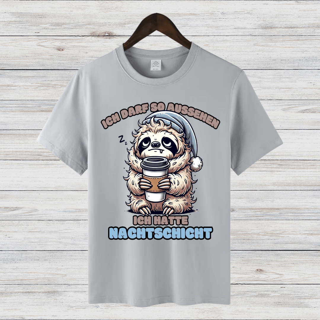 Faultier Nachtschicht | Lustiges Wintershirt | Humorvolles Faultier Design | Statement Shirt für kalte Tage - Sopheria