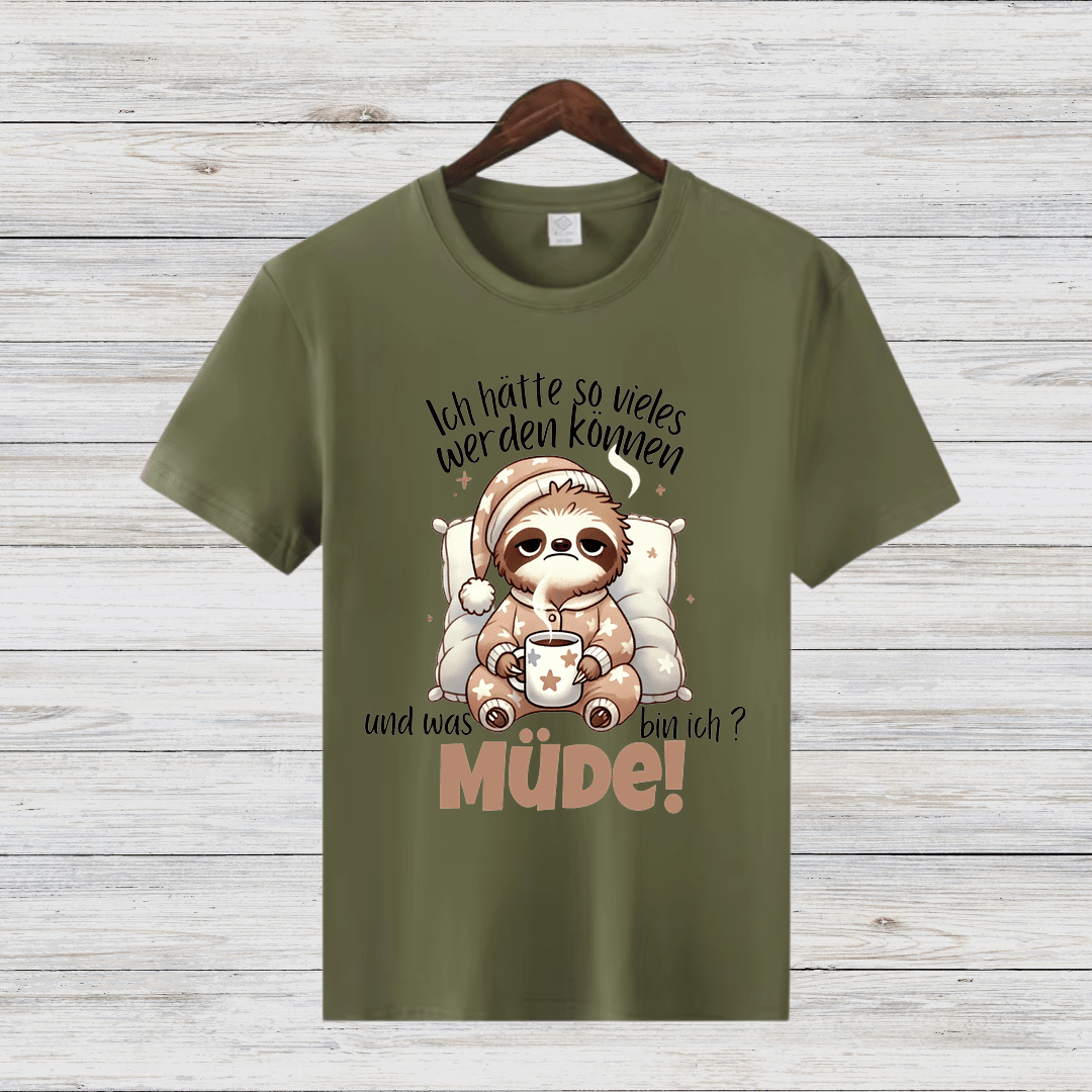 Faultier Pyjama Shirt | Lustiges Winterdesign | Gemütliches Statement-Shirt | Geschenkidee für Frauen - Sopheria