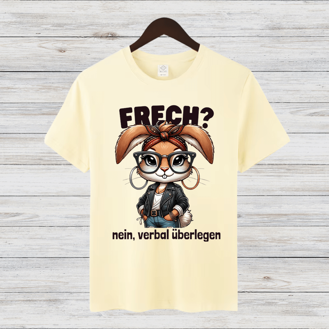 Frech? Nein, verbal überlegen | Lustiges Damen-Shirt | Statement-Shirt mit coolem Hasen-Design | Perfekt für den Winter - Sopheria