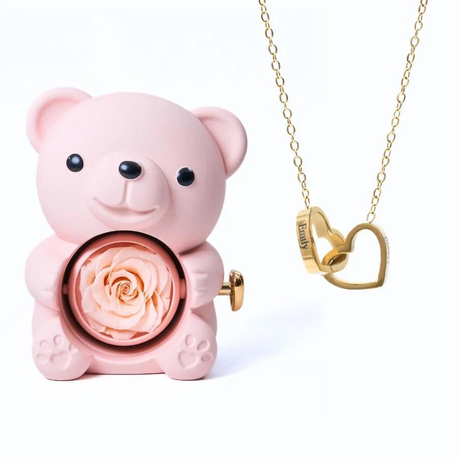 Rosenherz – Teddybär-Geschenkbox mit ewiger Rose & gravierter Halskette - Sopheria