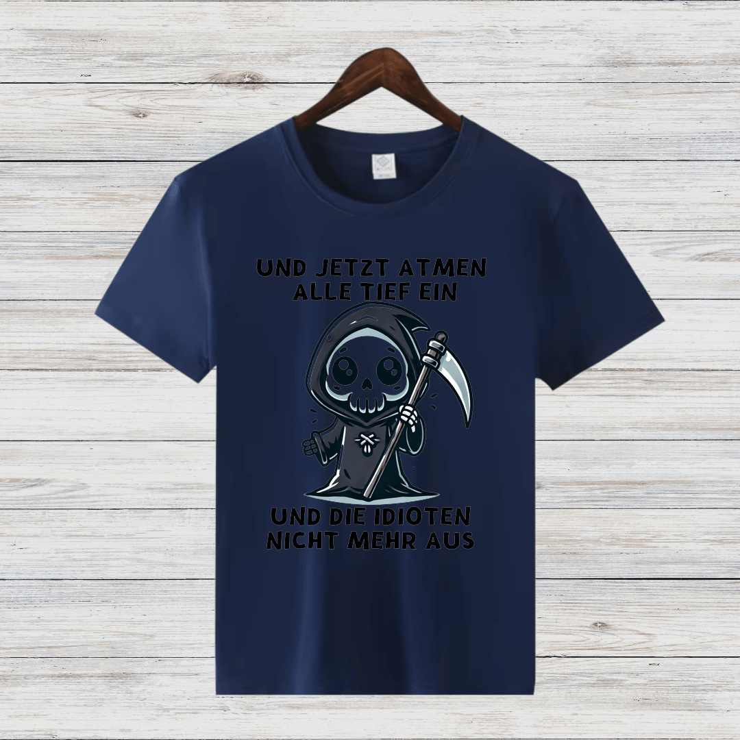 Sensenmann Shirt | Humorvolles Statement | Lustiges Winterdesign | Damen T-Shirt für kalte Tage - Sopheria