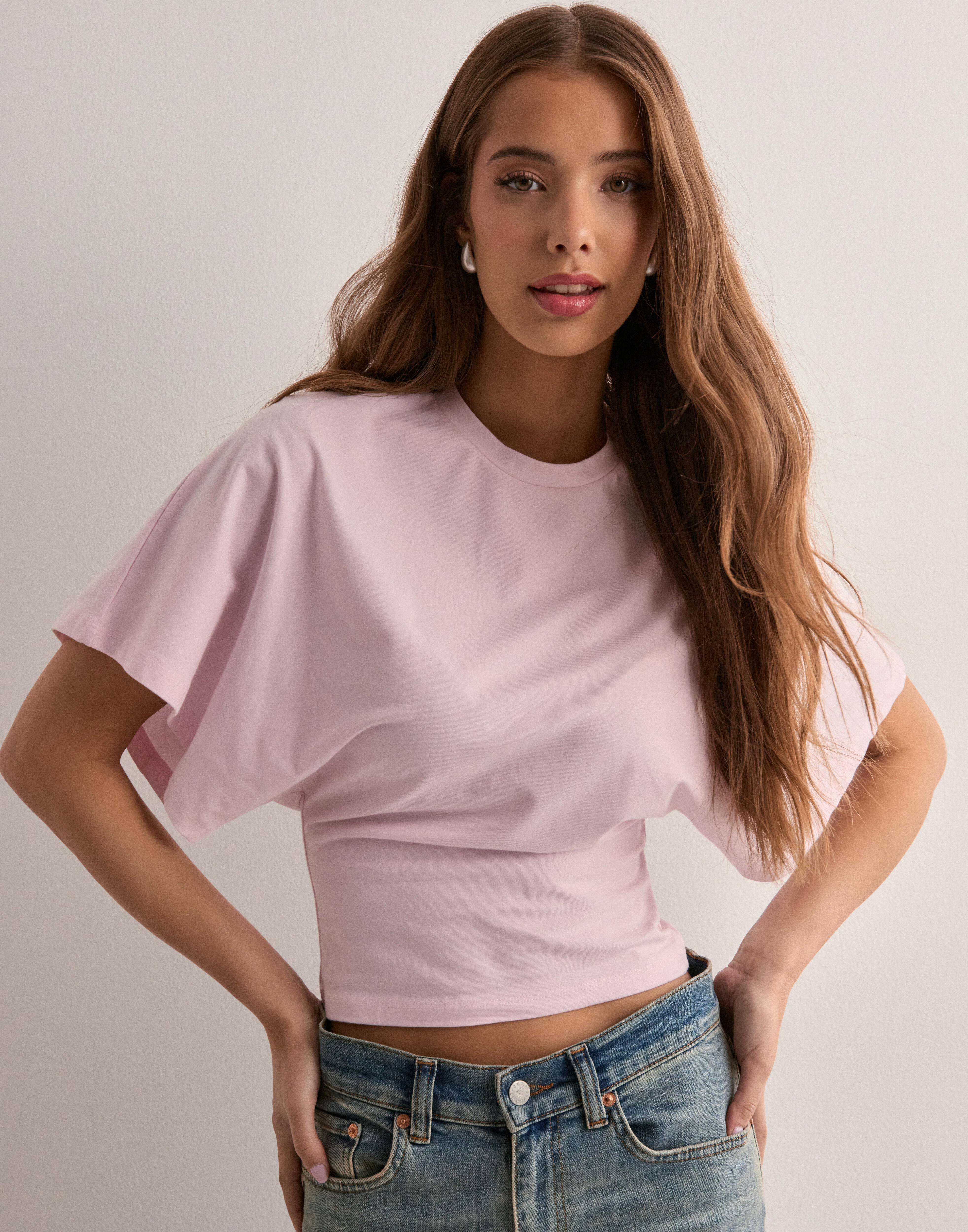 Eva | WEITÄRMELIGES ICON-T-Shirt
