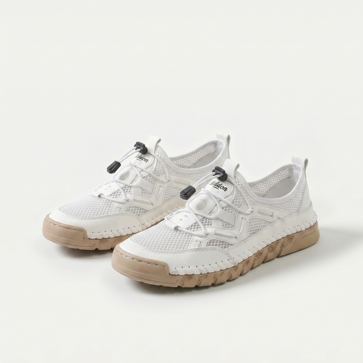 Elara – Der atmungsaktive Komfortschuh