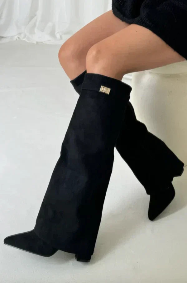 ChicSchritt™ / Absatzstiefel mit trendiger Silhouette