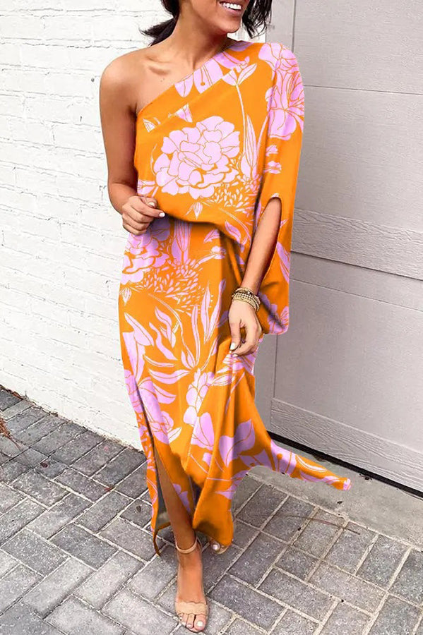 Natalie Bedrucktes One-Shoulder-Maxikleid mit Schlitz