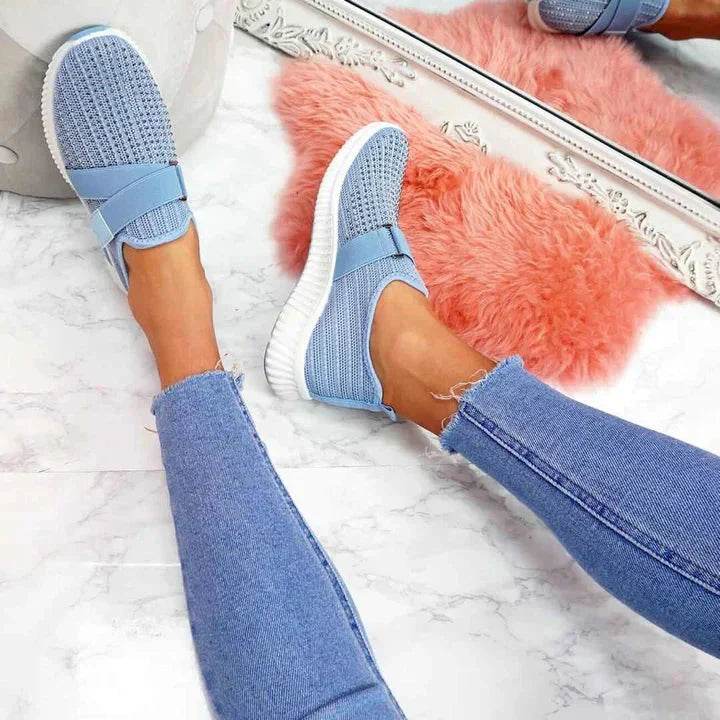 Damen Slip-On Sneaker mit Klettverschluss | Bequeme Freizeitschuhe mit Dämpfender Sohle | Leicht & Atmungsaktiv