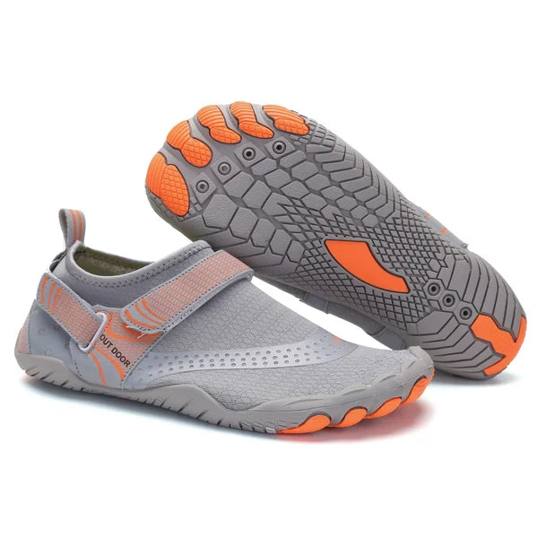 Wasserschuhe | Rutschfeste Profilsohle | Leichte orthopädische Stütze | WellenWandler
