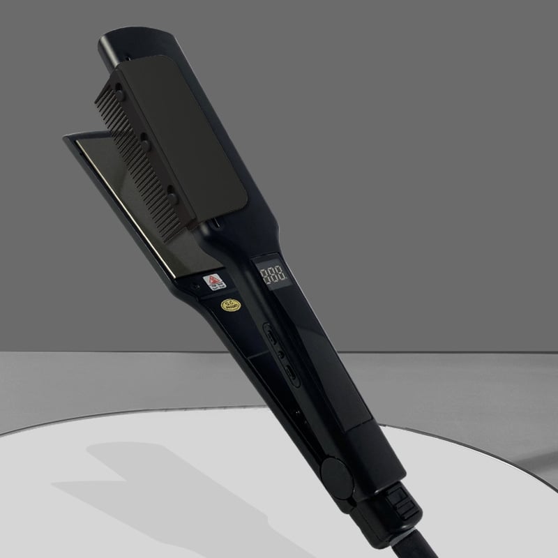 KammKomfort™ / Selbsthaftender Glätteisen-Kamm für seidig glattes Haar zu Hause