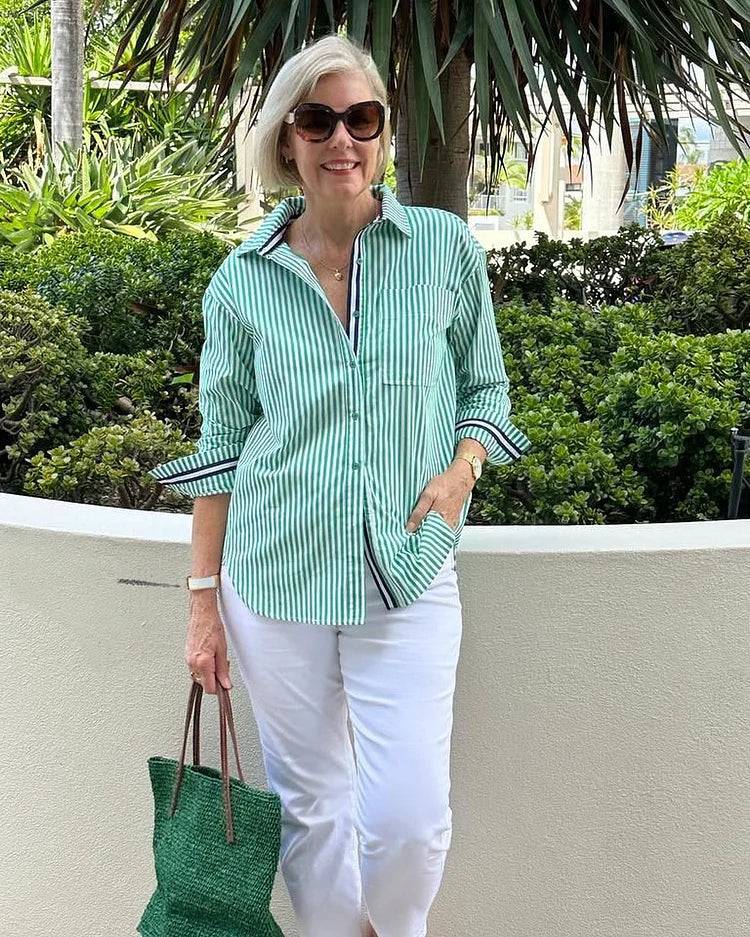 Ula – Gestreiftes Shirt mit Knopfverschluss