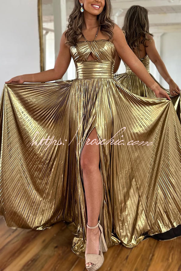 Elfriede Metallic Maxikleid mit Kreuzträgern, Cut-Out, Schlitz und Faltenrock im Queen-Stil