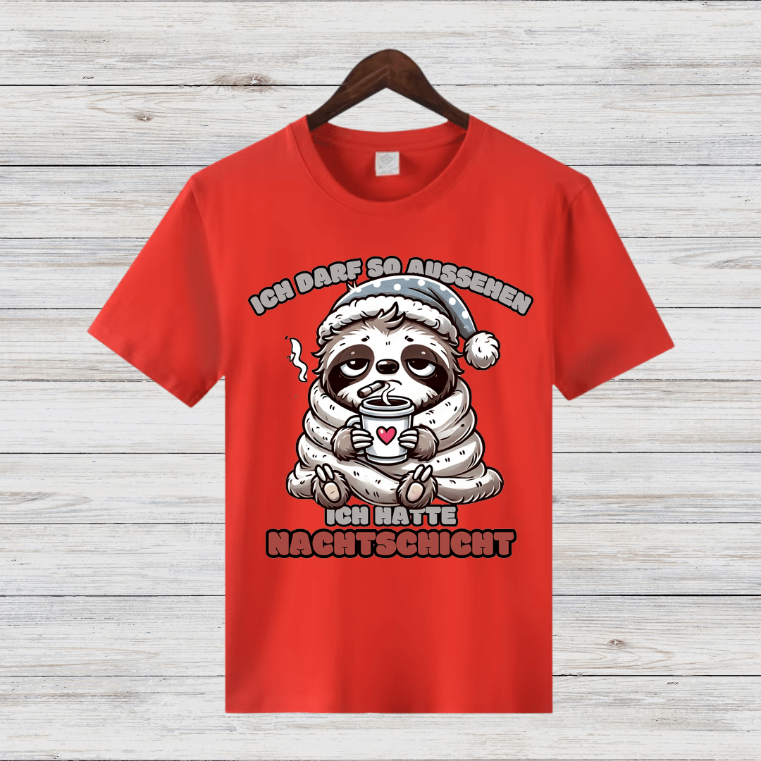 Faultier Nachtschicht | Lustiges Wintershirt | Humorvolles Design für kalte Tage | Statement Shirt | Damen T-Shirt - Sopheria