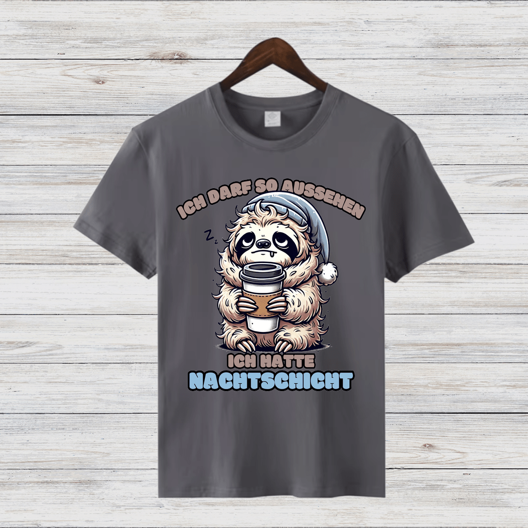 Faultier Nachtschicht | Lustiges Wintershirt | Humorvolles Faultier Design | Statement Shirt für kalte Tage - Sopheria