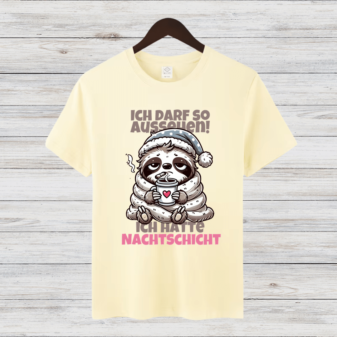 Faultier Nachtschicht Shirt | Lustiges Winterdesign | Humorvolles Statement Shirt | Bequemes Baumwollshirt für kalte Tage - Sopheria