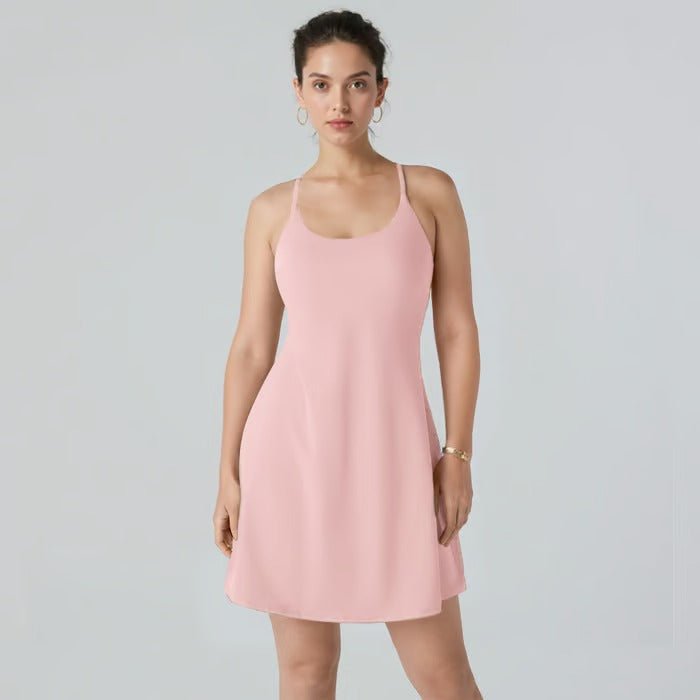 FitFinesse™ / Rückenfreies Fitnesskleid für mühelosen Stil und optimalen Halt - Sopheria