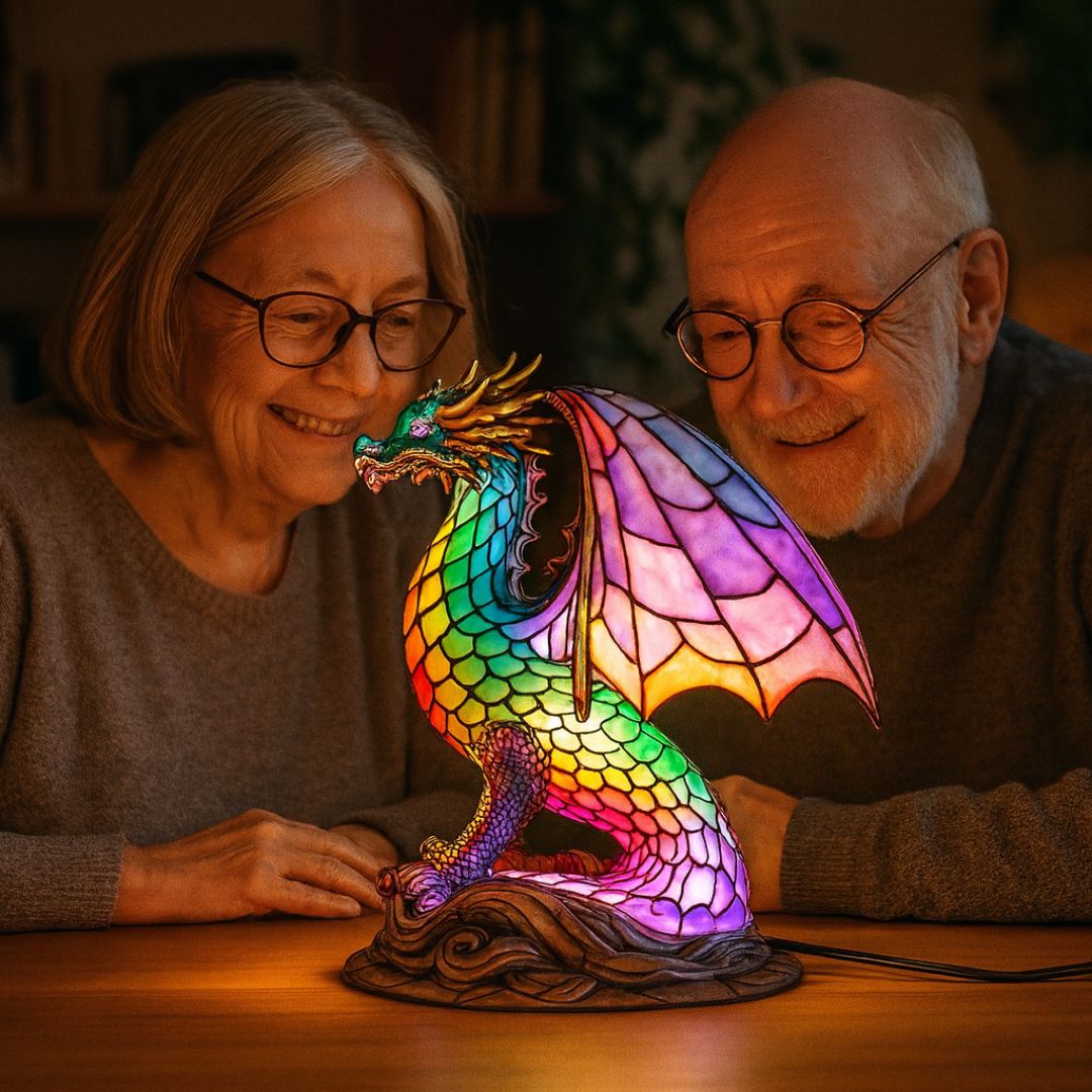 LeuchtDrache - handgefertigte Lampe, die Herzen erstrahlen lässt - Sopheria