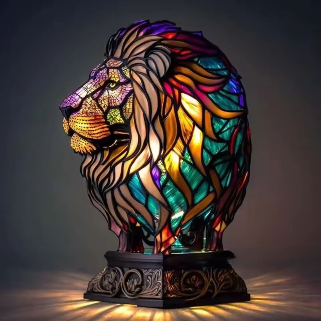 LeuchtLöwe - handgefertigte Lampe, die Herzen erstrahlen lässt - Sopheria