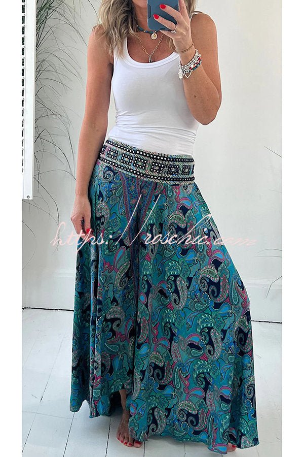 Lina Ethno-Print Hose mit Paisley-Muster, elastischem Patchwork-Bund und Taschen, leicht & luftig - Sopheria