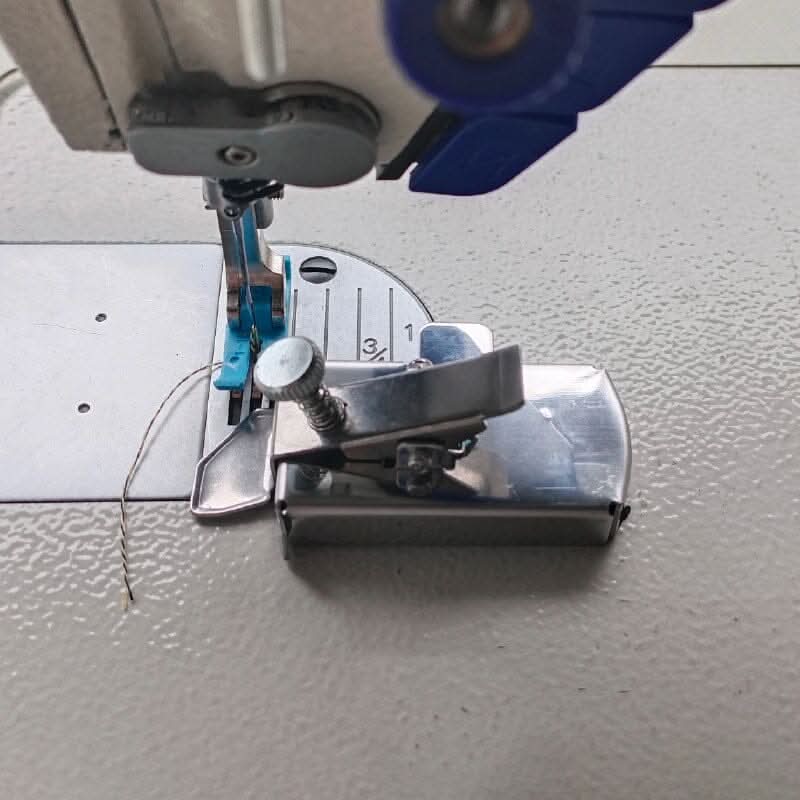 MagnetMaß™ / Magnetische Führung Für Gerade Nähte - Sopheria
