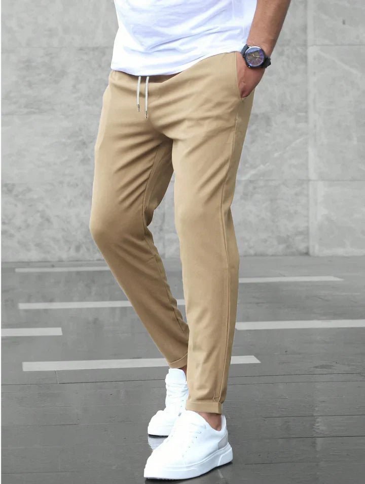 Movaro / Elastische Herrenhose mit modernem Slim Fit - Sopheria