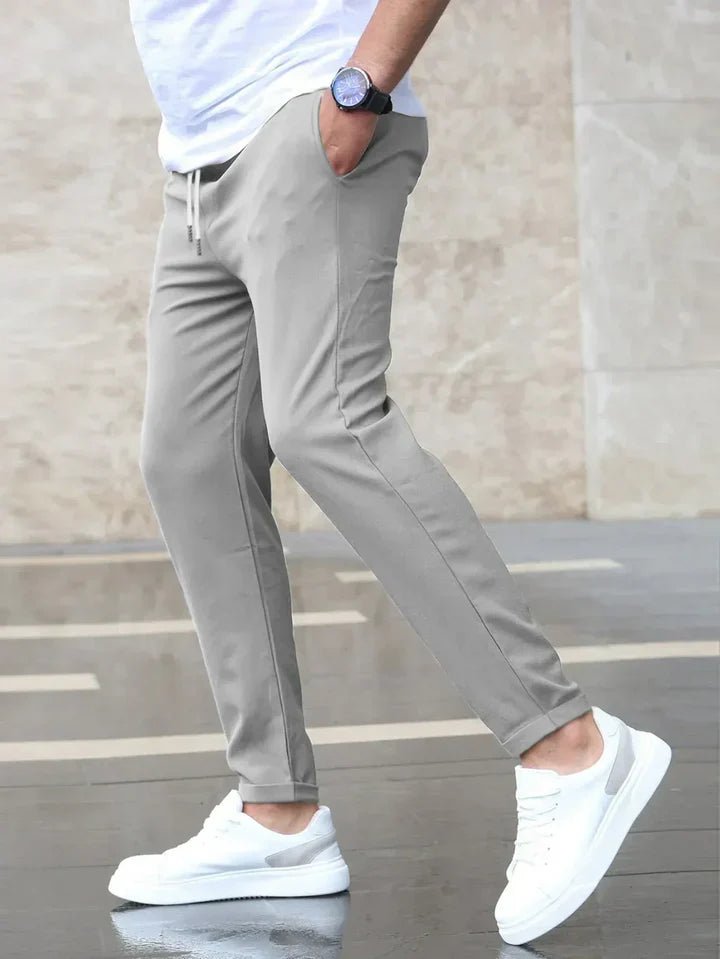 Movaro / Elastische Herrenhose mit modernem Slim Fit - Sopheria