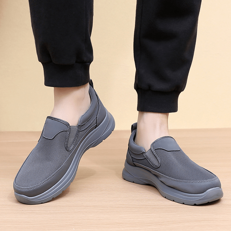 OrthoWalk - Orthopädische Herren Slipper für ganztägigen Gehkomfort [60% RABATT] - Sopheria