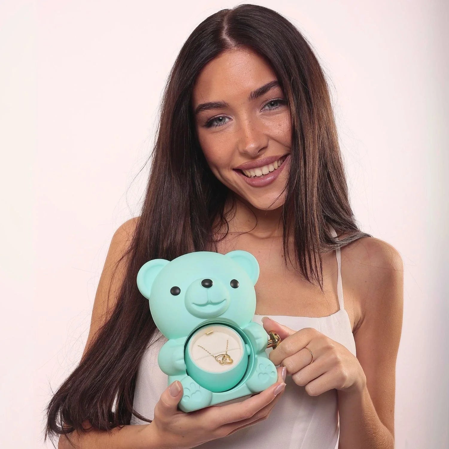 Rosenherz – Teddybär-Geschenkbox mit ewiger Rose & gravierter Halskette - Sopheria