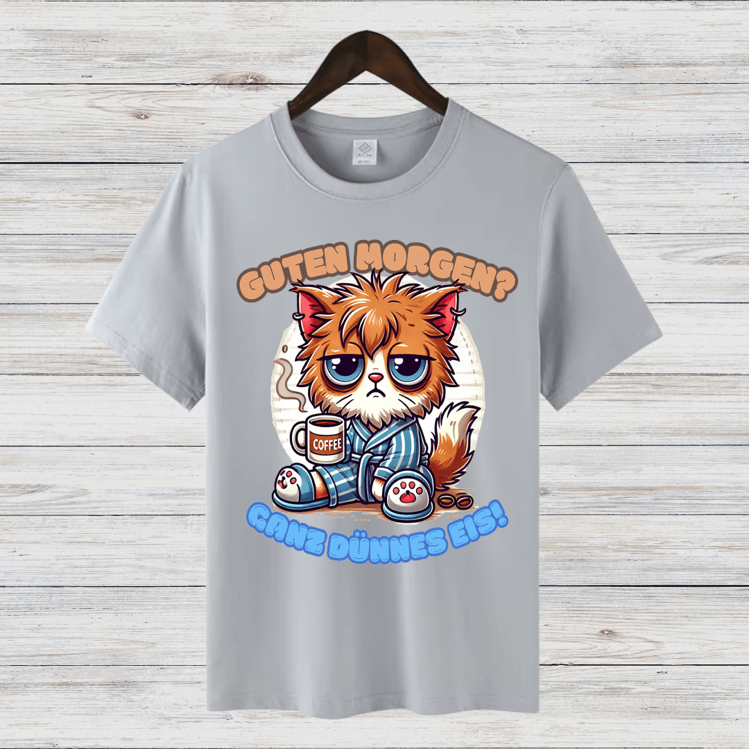 Schlafmuffel Katze | Lustiges Morgenmuffel-Shirt | Humorvolles Katzen-Design | Statement-Shirt für Kaffeeliebhaber - Sopheria