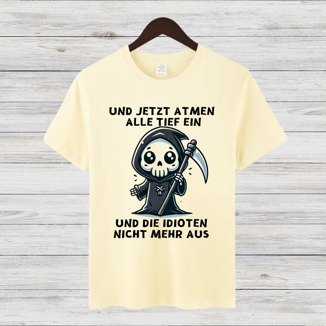 Sensenmann Shirt | Humorvolles Statement | Lustiges Winterdesign | Damen T-Shirt für kalte Tage - Sopheria