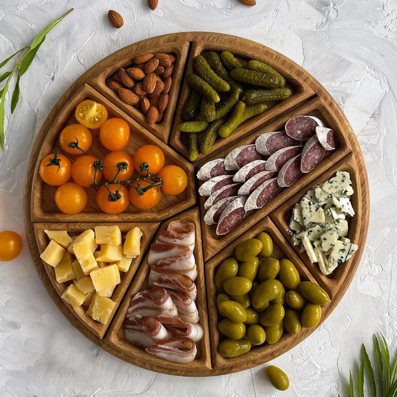 TapasTablett™ / Hölzernes Serviertablett - Sopheria