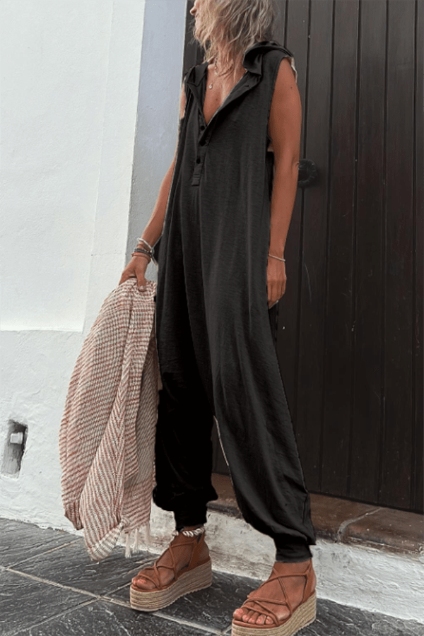 Tilda Jumpsuit mit Kapuze und halber Knopfleiste, mit Taschen - Sopheria